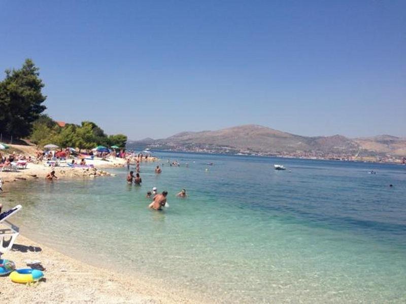 Dalmatia Apartments Ciovo トロギール エクステリア 写真